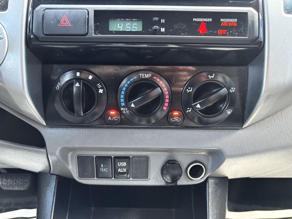 2012 Toyota Tacoma Image 21