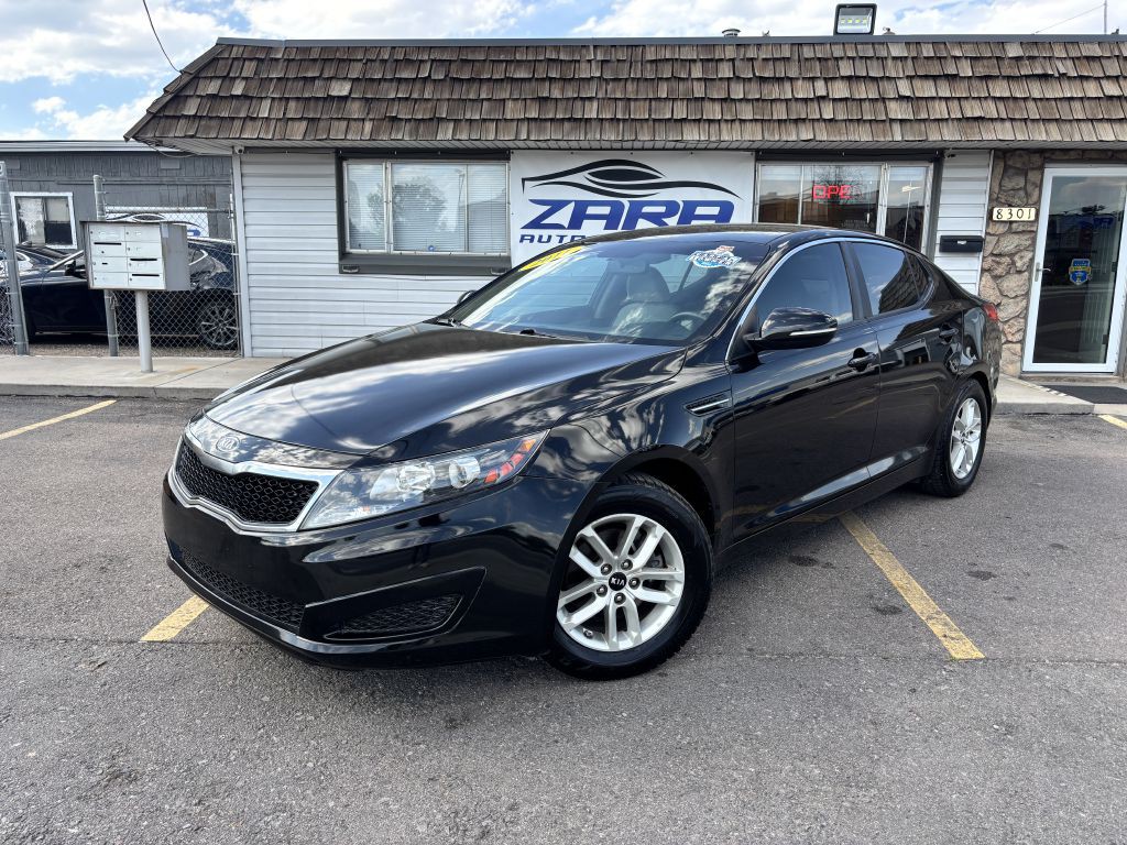 2011 Kia Optima Image 1