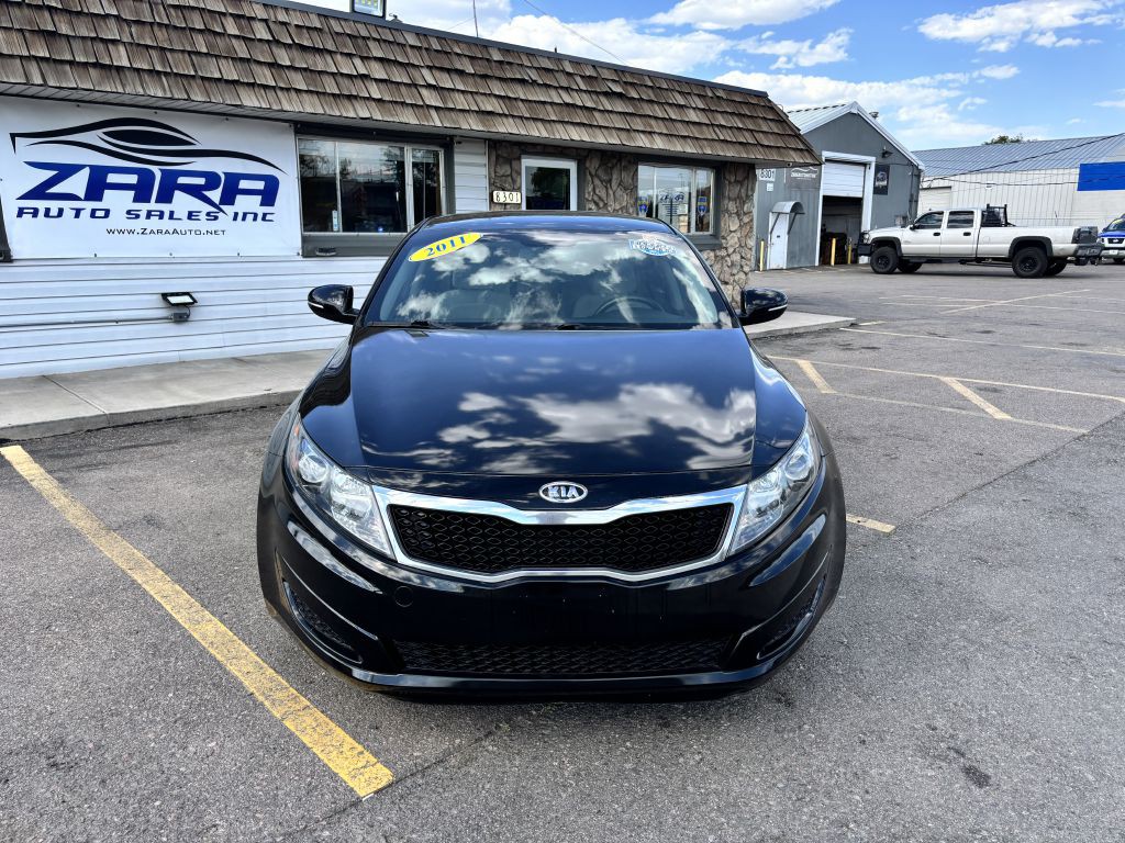 2011 Kia Optima Image 2
