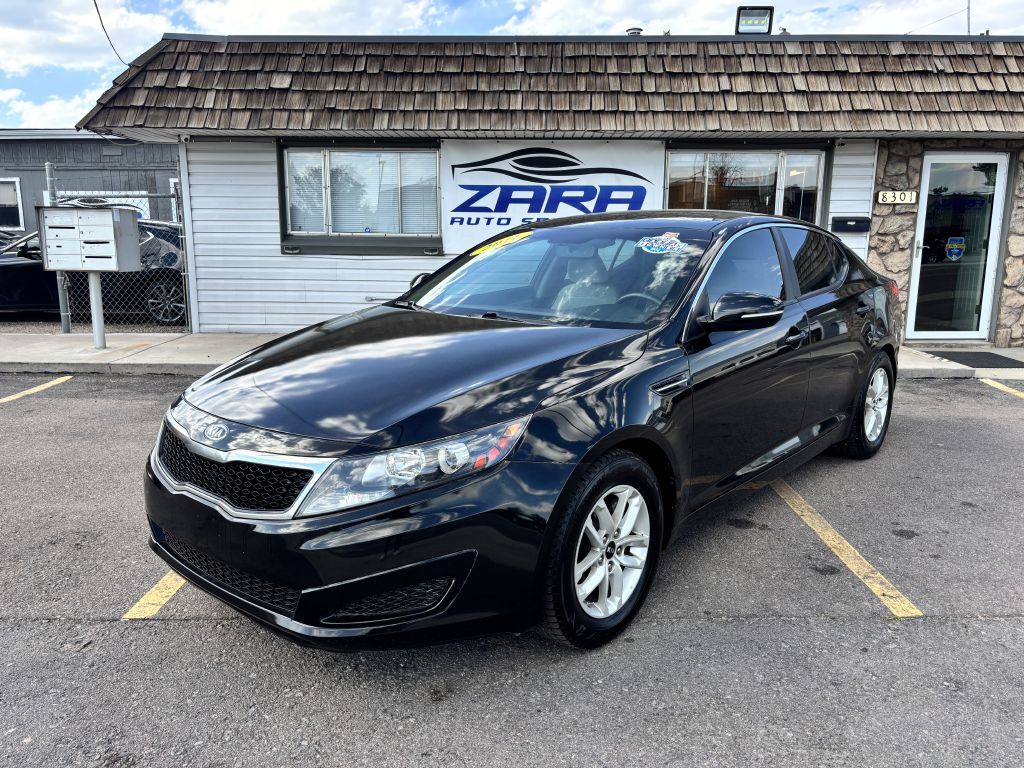 2011 Kia Optima Image 3