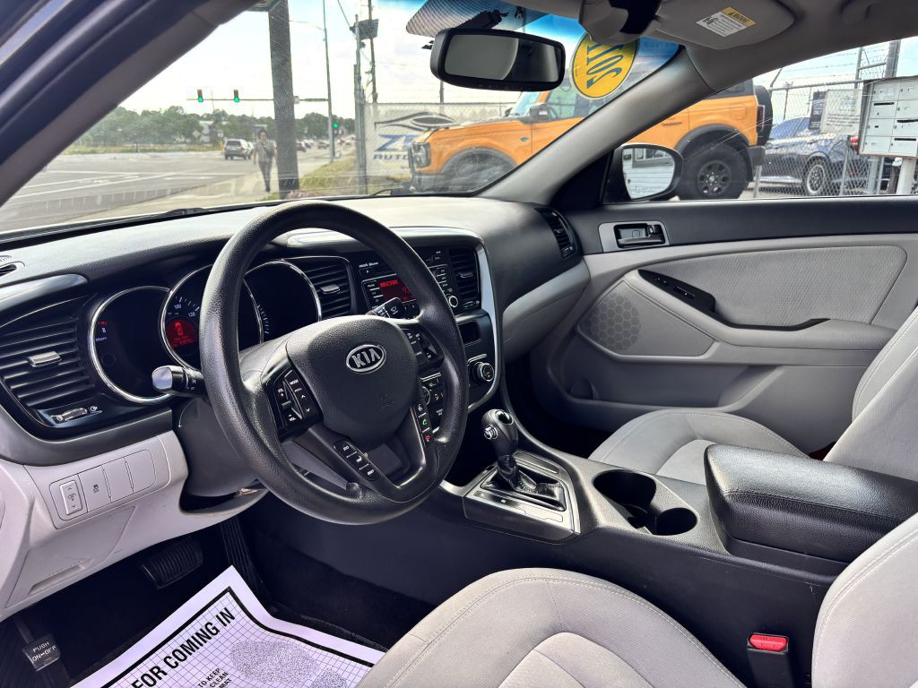 2011 Kia Optima Image 10