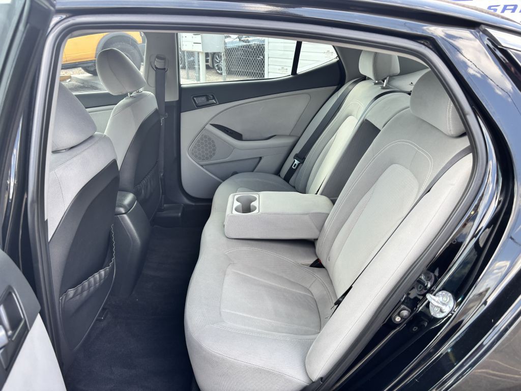 2011 Kia Optima Image 15
