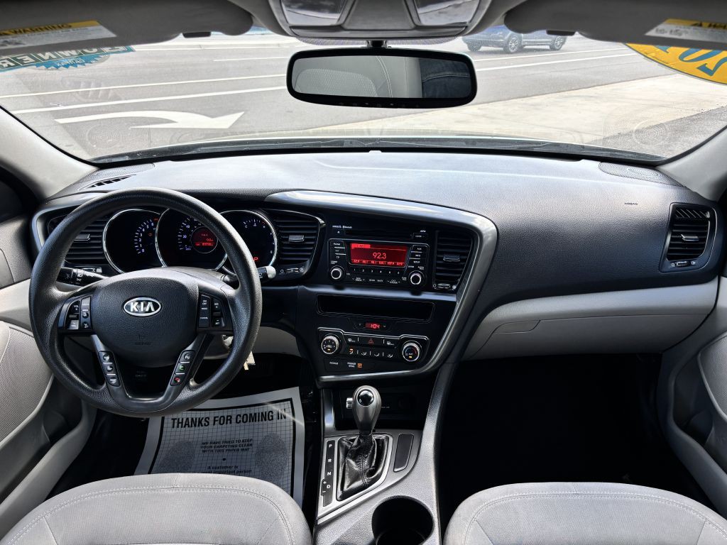 2011 Kia Optima Image 16