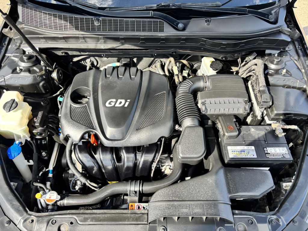 2011 Kia Optima Image 22