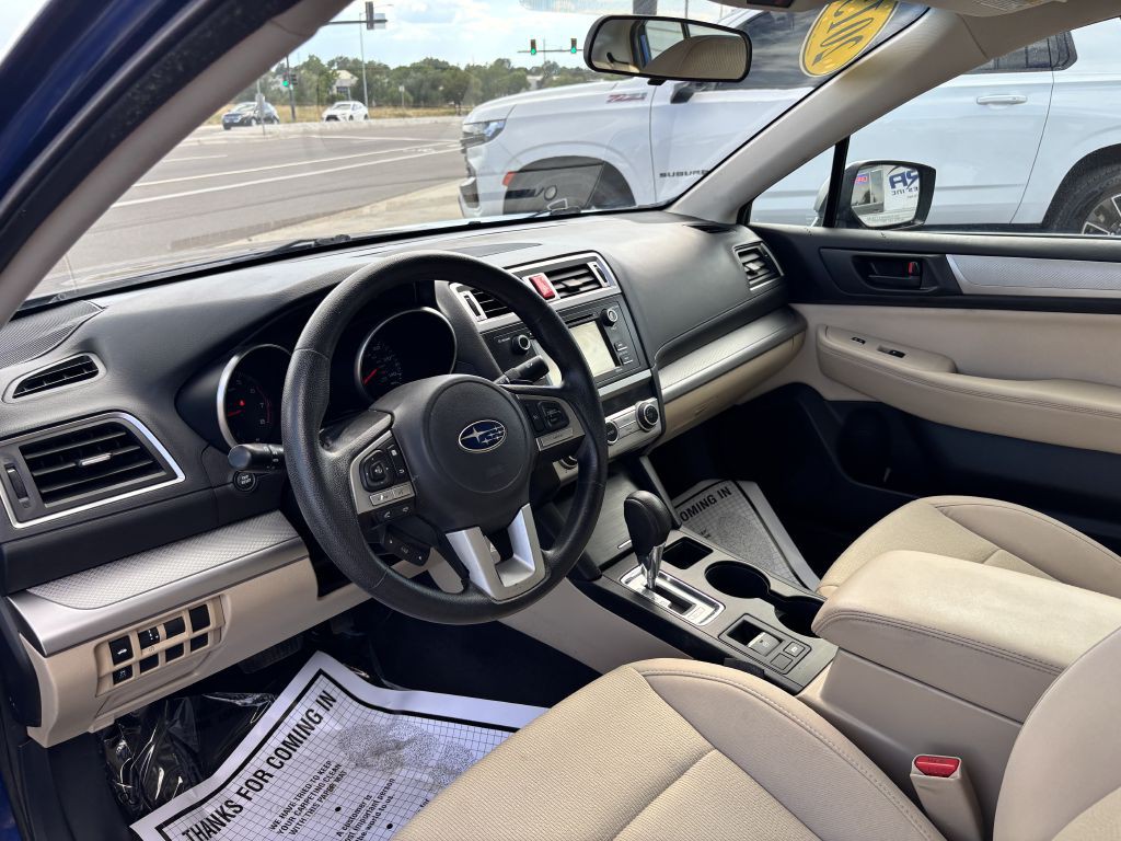 2015 Subaru Legacy Image 10