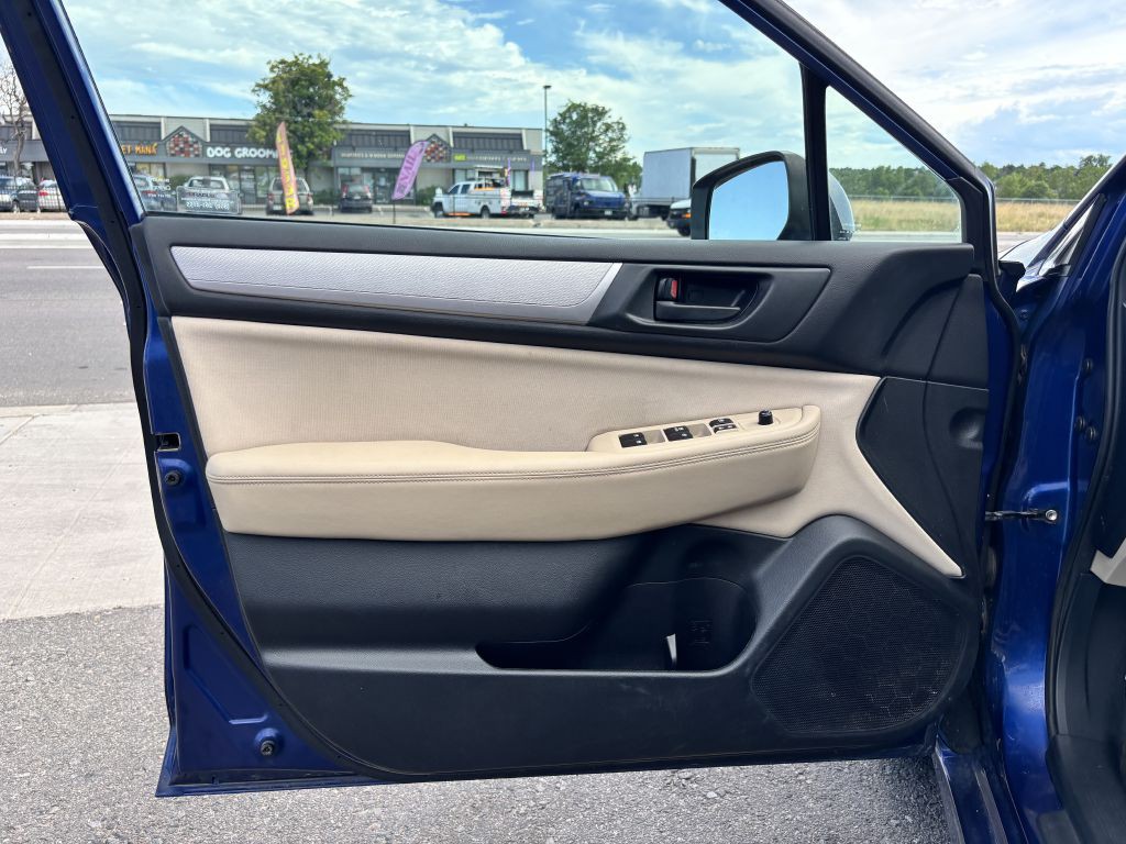 2015 Subaru Legacy Image 14