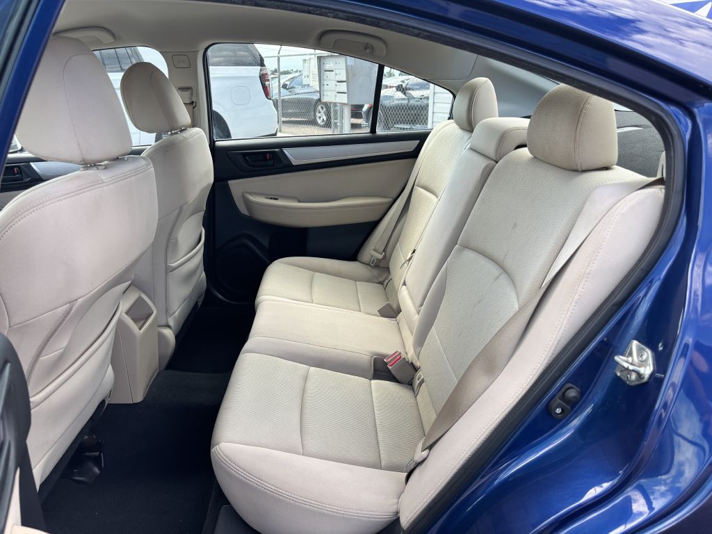 2015 Subaru Legacy Image 15