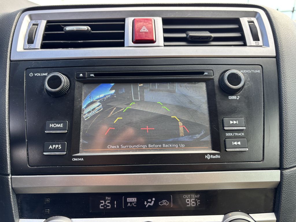 2015 Subaru Legacy Image 22