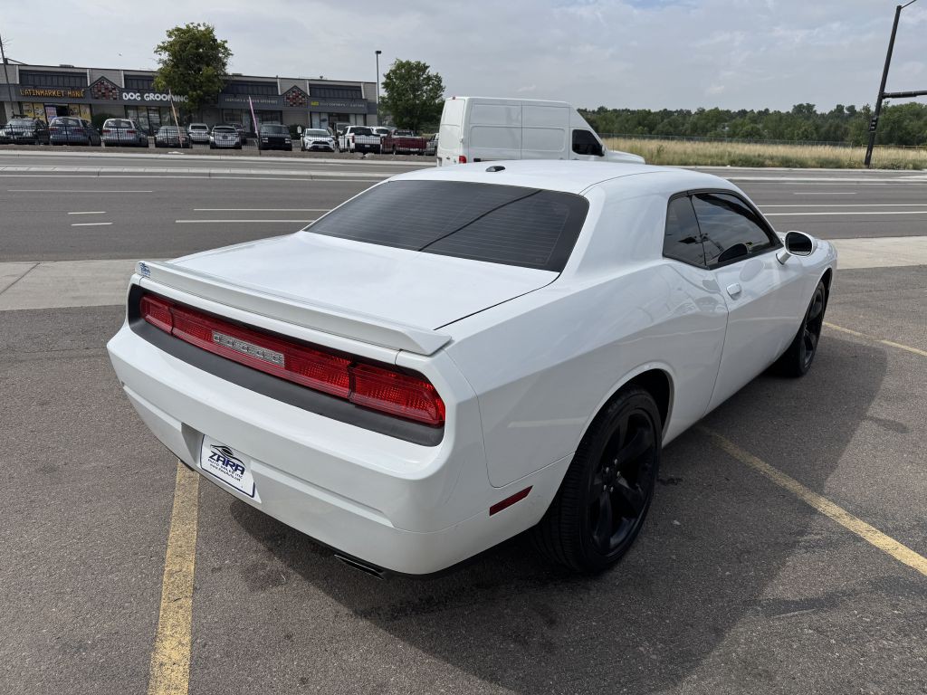 2013 Dodge Challenger Image 7