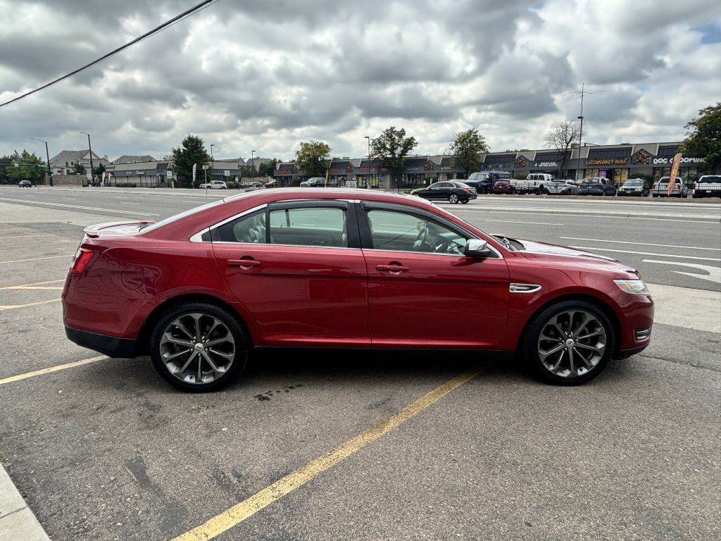2014 Ford Taurus Image 9