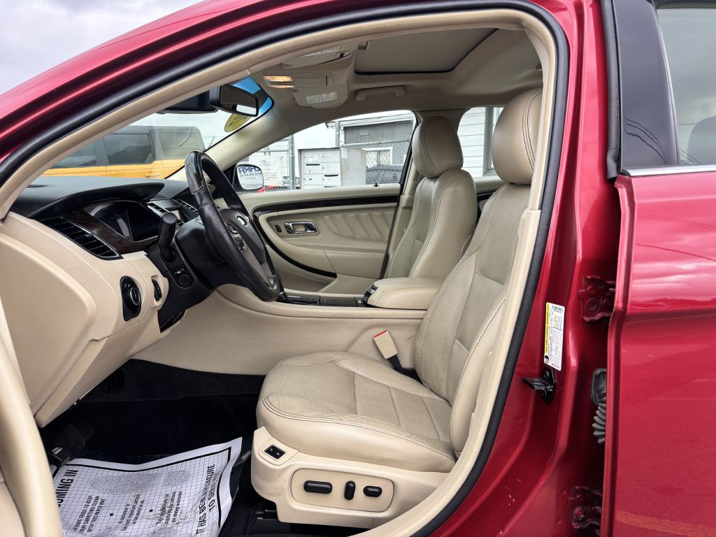 2014 Ford Taurus Image 14