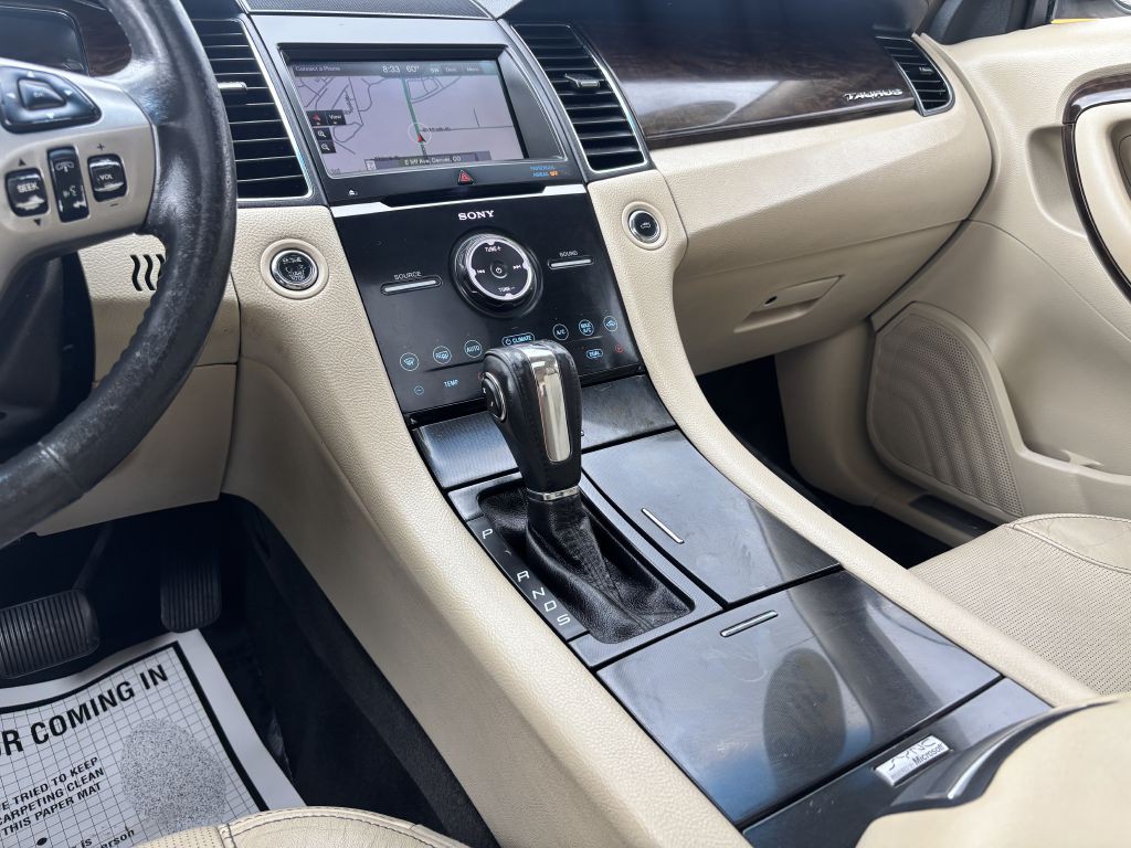 2014 Ford Taurus Image 23