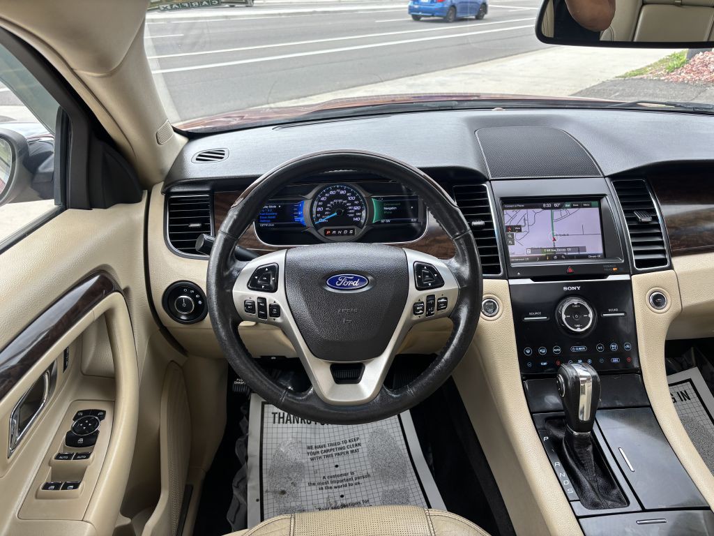 2014 Ford Taurus Image 24