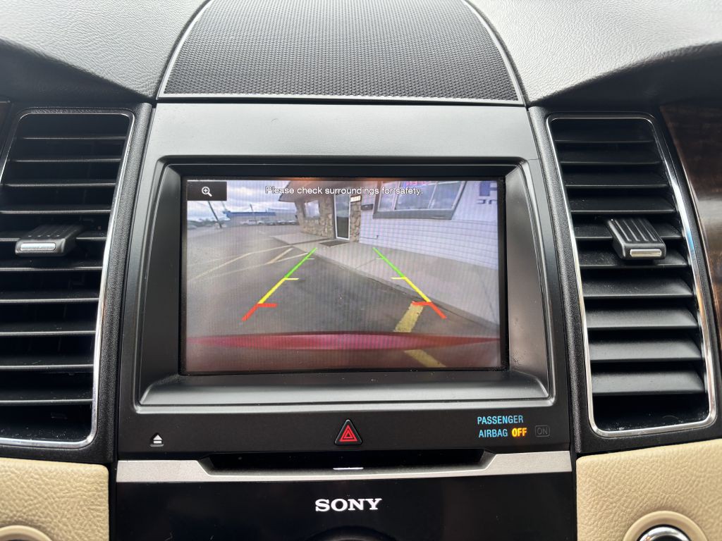 2014 Ford Taurus Image 28