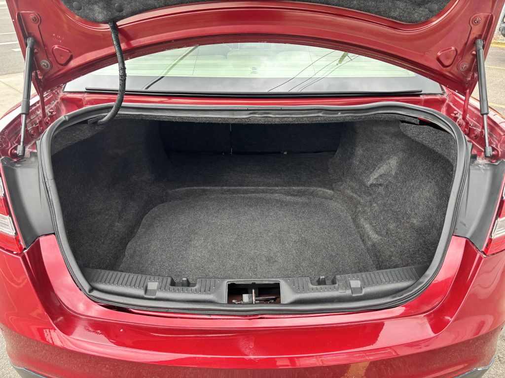 2014 Ford Taurus Image 31