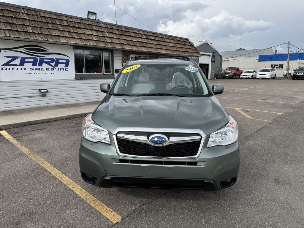 2016 Subaru Forester Image 2
