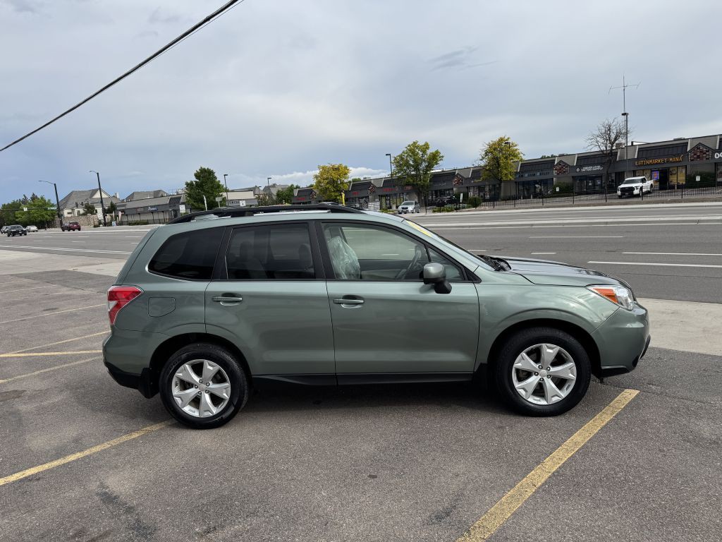 2016 Subaru Forester Image 8