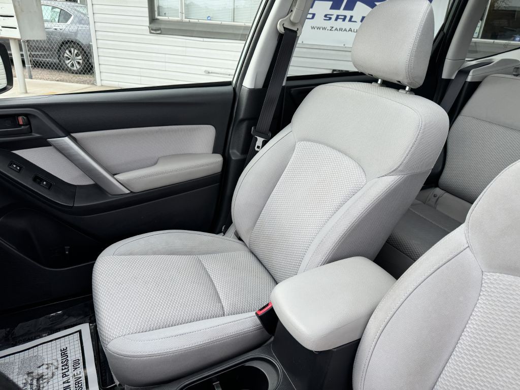2016 Subaru Forester Image 15
