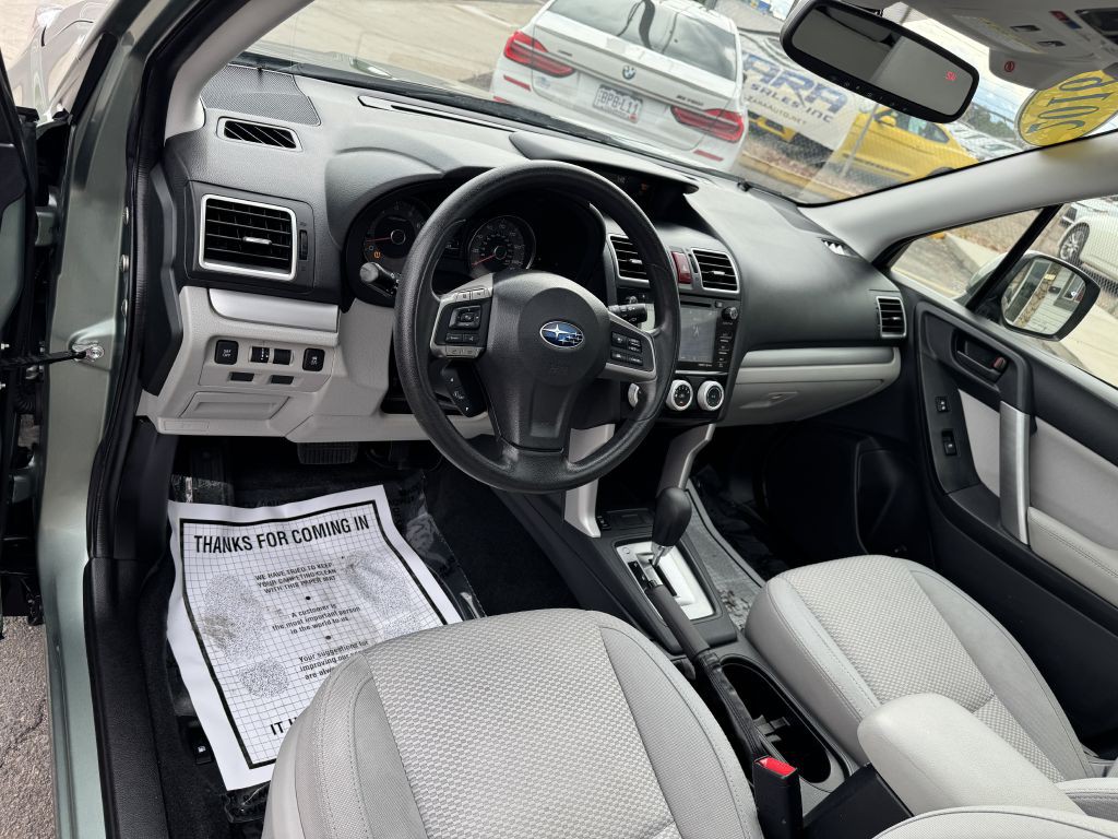 2016 Subaru Forester Image 16