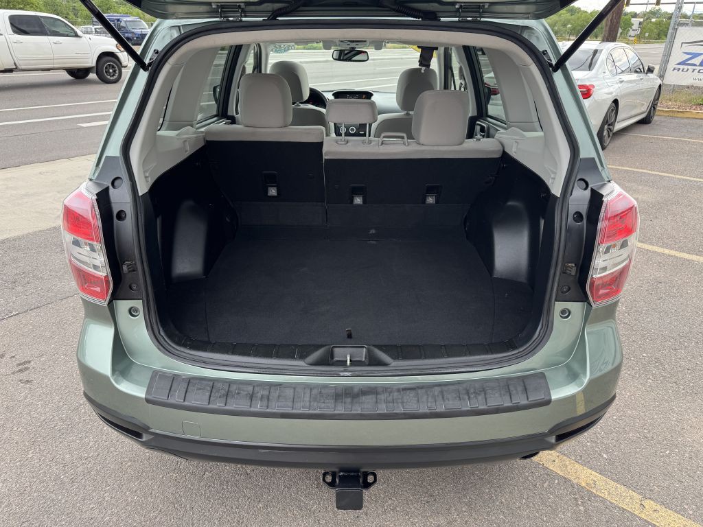 2016 Subaru Forester Image 30