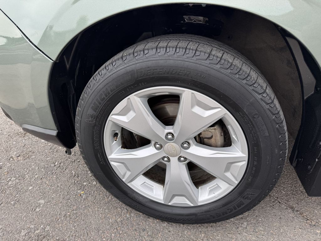 2016 Subaru Forester Image 31