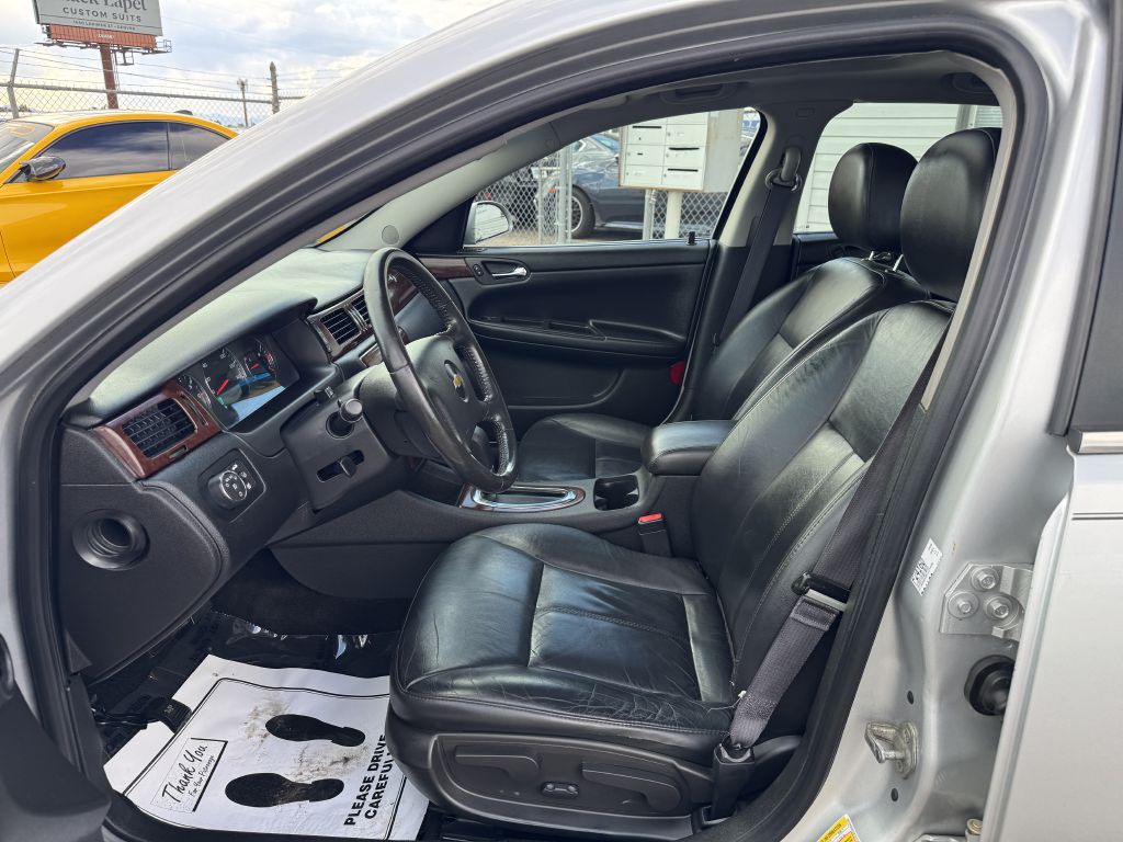 2011 Chevrolet Impala Image 11