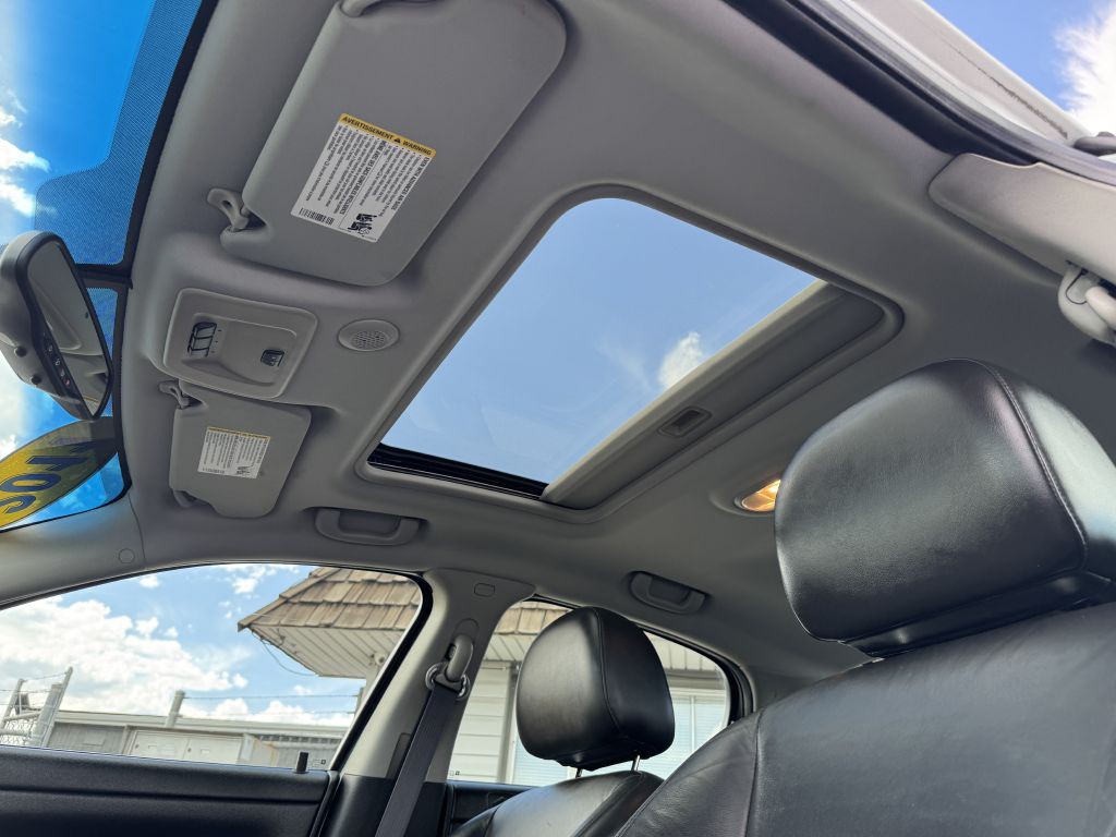 2011 Chevrolet Impala Image 16