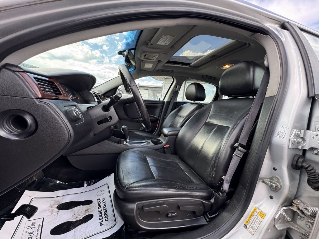 2011 Chevrolet Impala Image 25