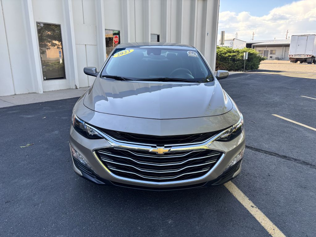 2023 Chevrolet Malibu Image 2
