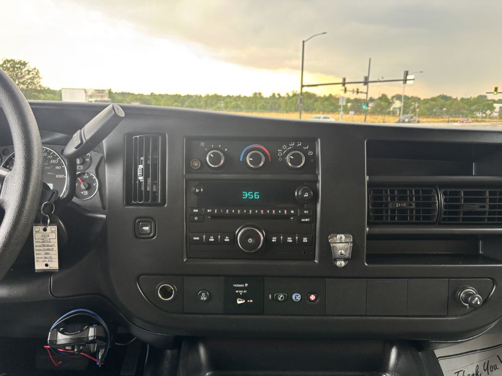 2012 Chevrolet Express Image 18
