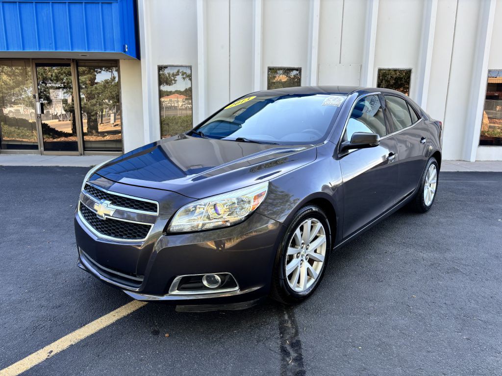 2013 Chevrolet Malibu Image 3