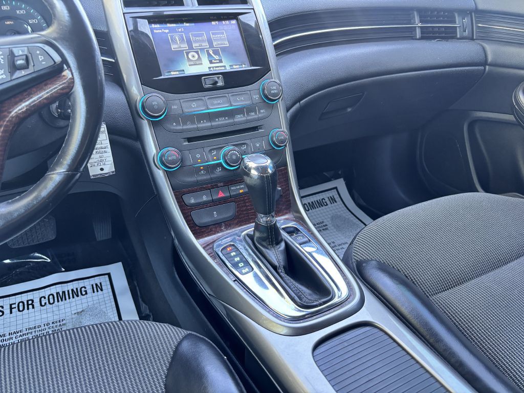 2013 Chevrolet Malibu Image 18
