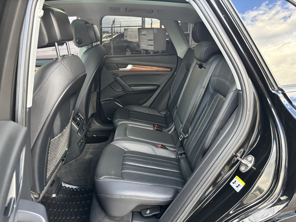 2022 Audi Q5 Image 16