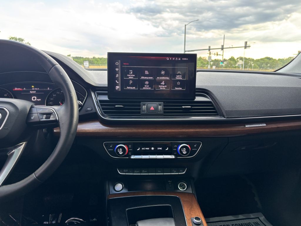 2022 Audi Q5 Image 19