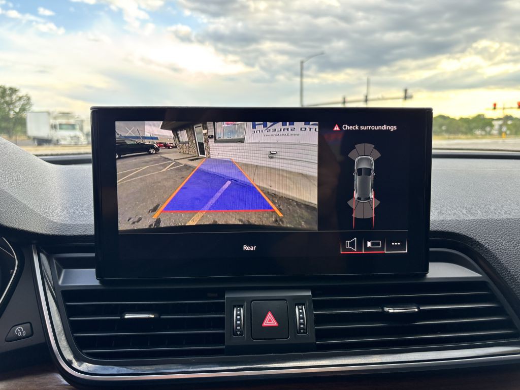 2022 Audi Q5 Image 25