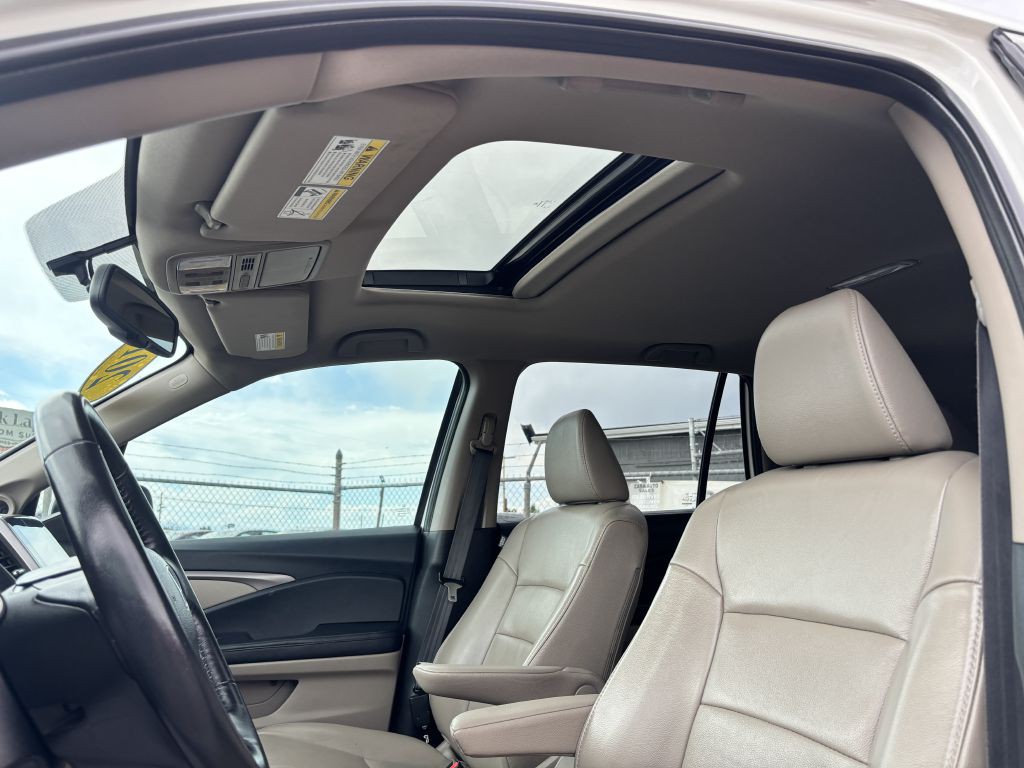 2018 Honda Pilot Image 15
