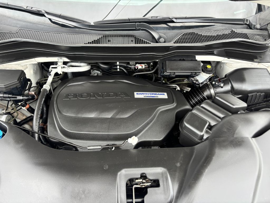 2018 Honda Pilot Image 28