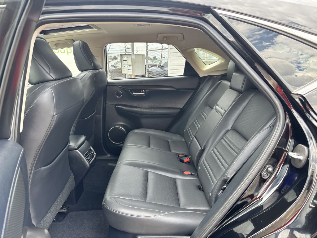 2015 Lexus NX 200t Image 17
