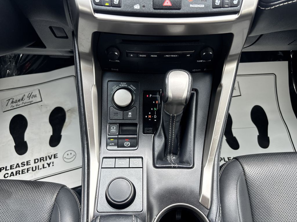 2015 Lexus NX 200t Image 21