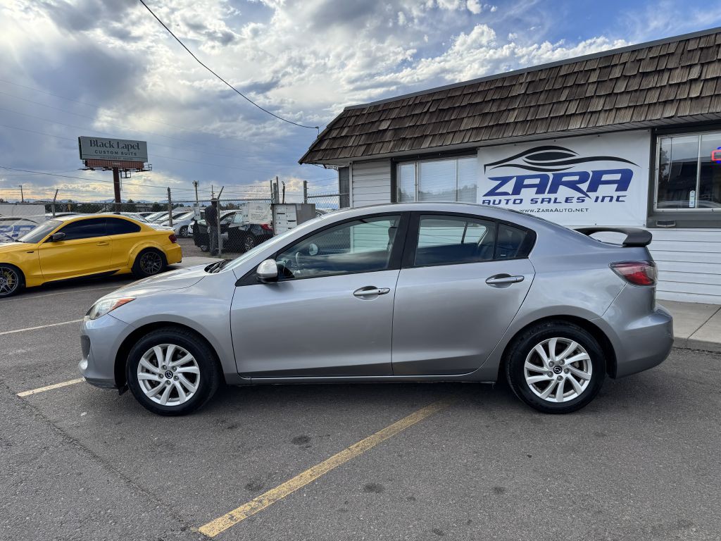 2013 Mazda Mazda3 Image 4