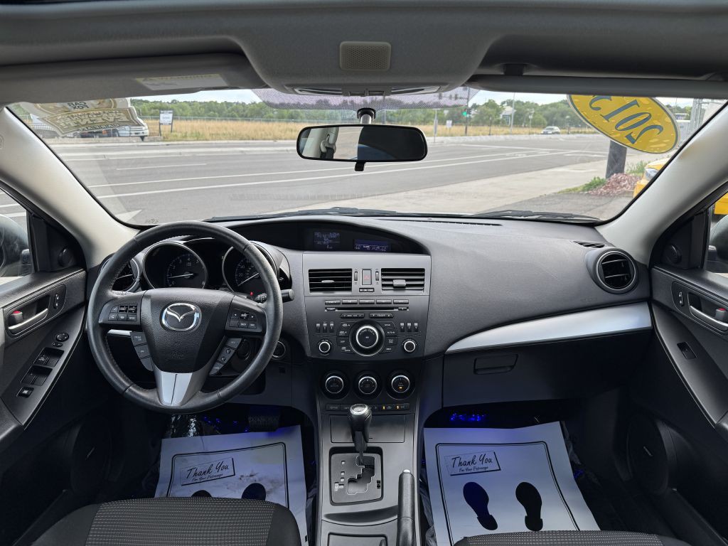 2013 Mazda Mazda3 Image 17