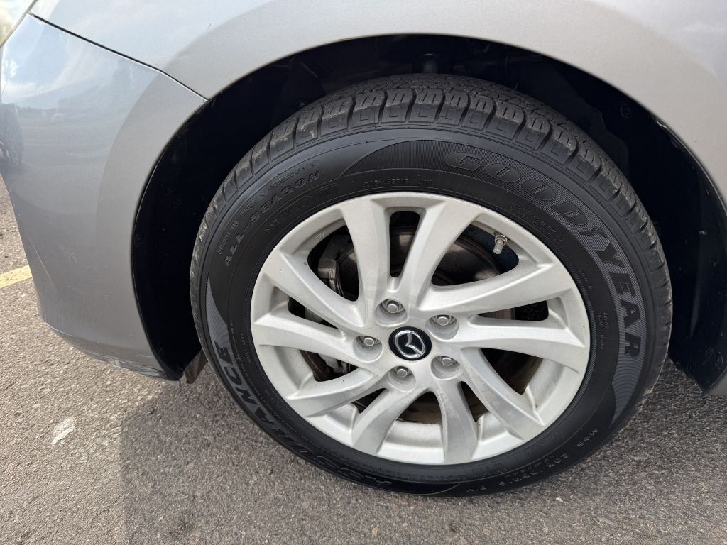 2013 Mazda Mazda3 Image 27