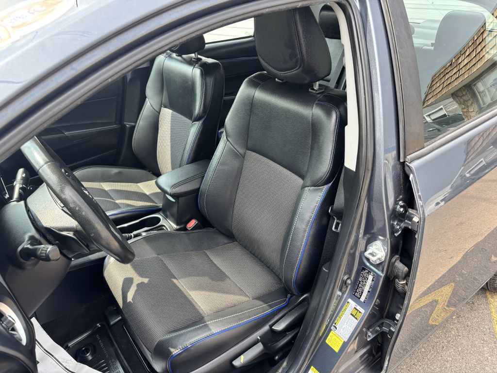 2018 Toyota Corolla Image 12
