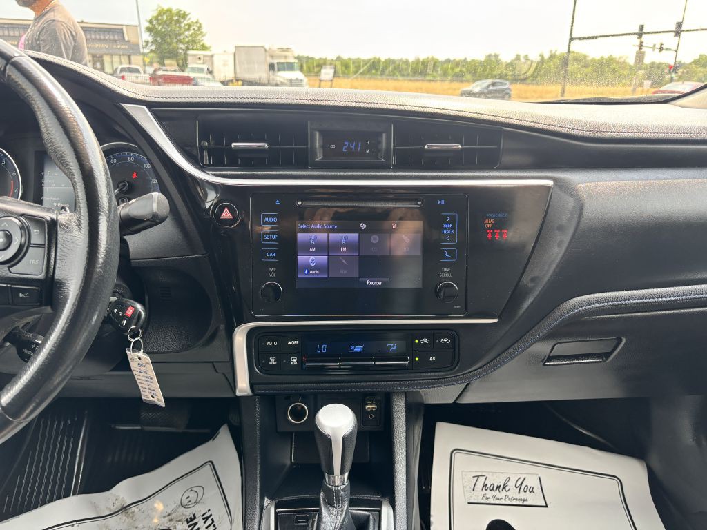2018 Toyota Corolla Image 17