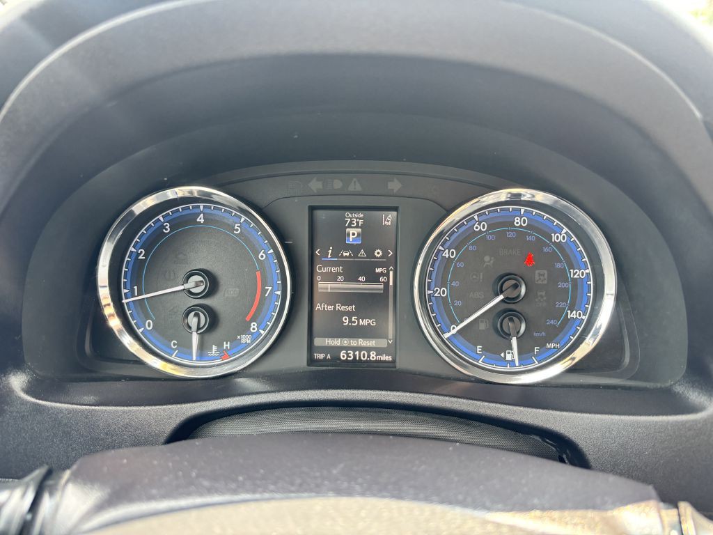 2018 Toyota Corolla Image 21