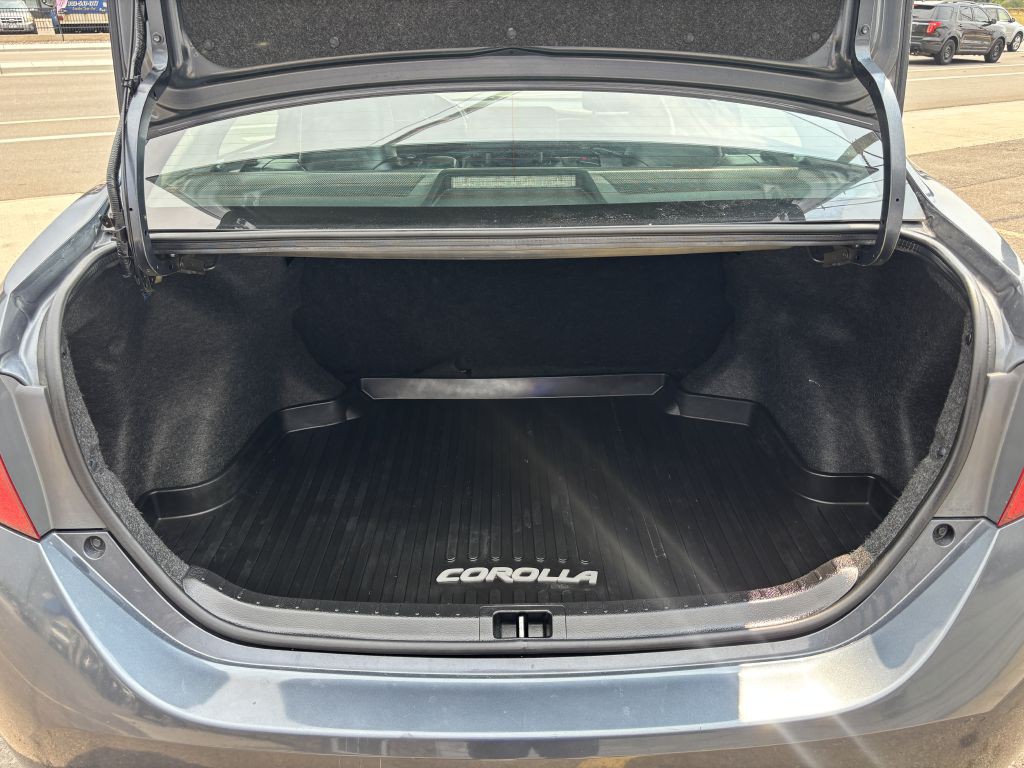 2018 Toyota Corolla Image 24