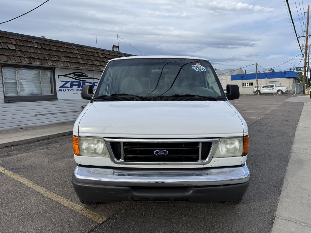 2006 Ford E-series Image 2