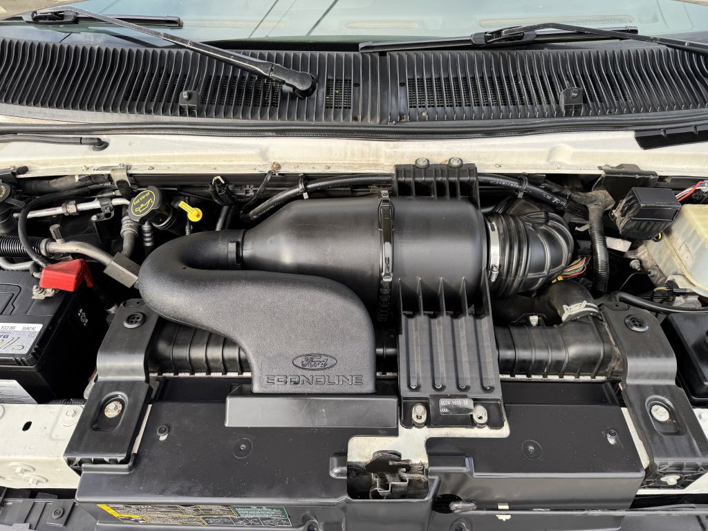 2006 Ford E-series Image 22