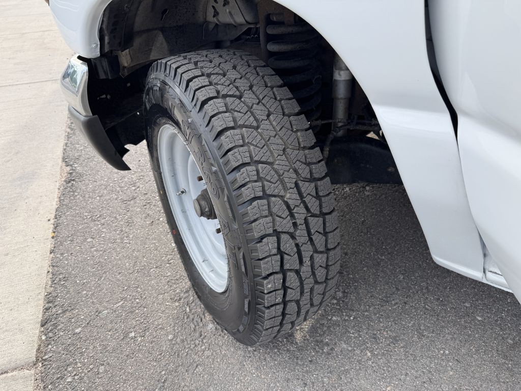 2006 Ford E-series Image 29