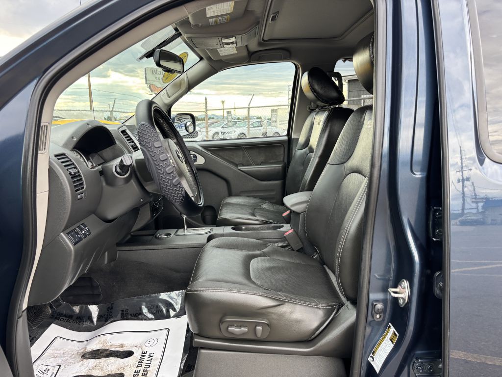 2020 Nissan Frontier Image 12